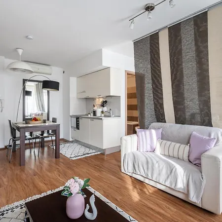 Harmony Hideaway Apartman *